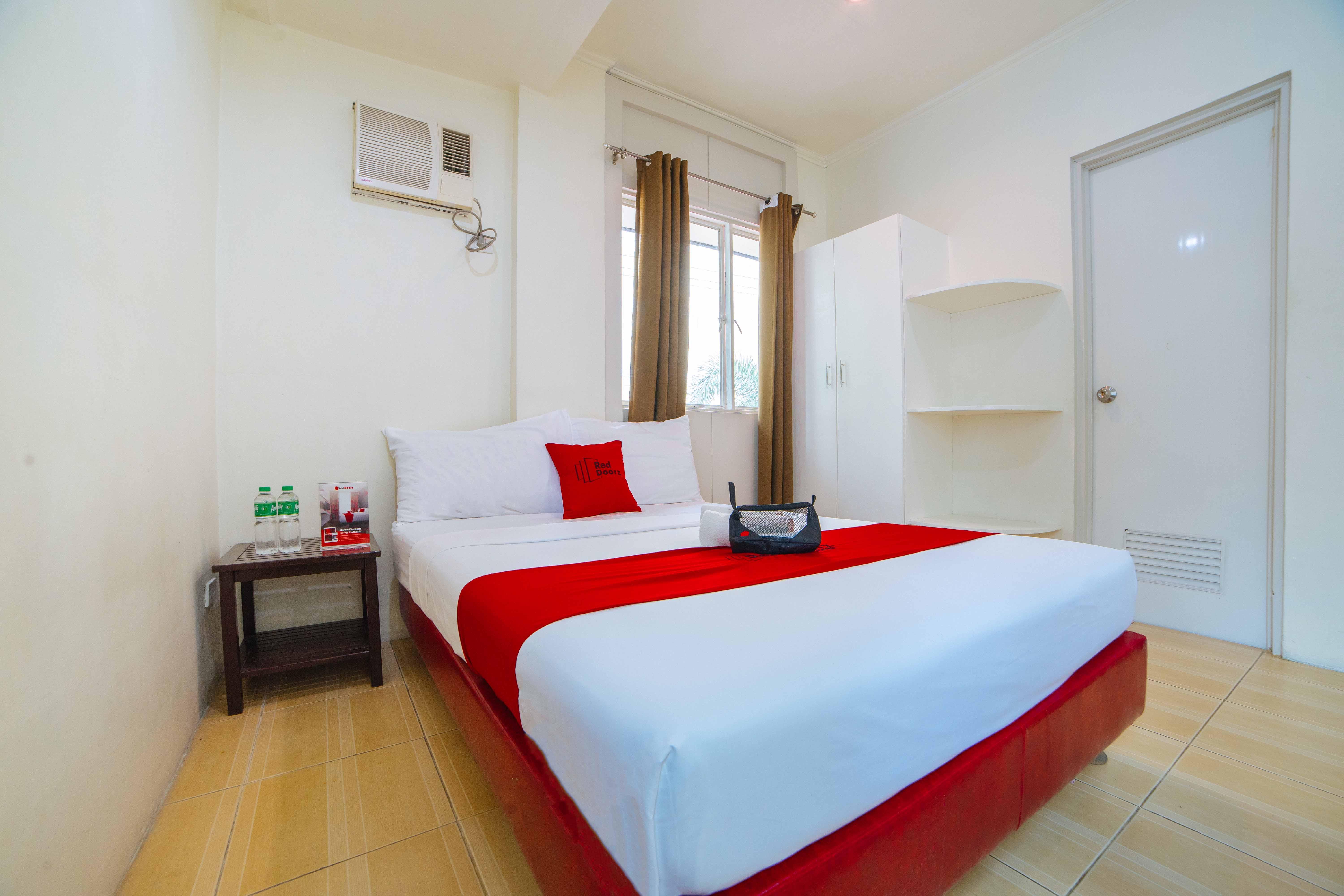 Reddoorz Near Walking Street Angeles City Luaran gambar