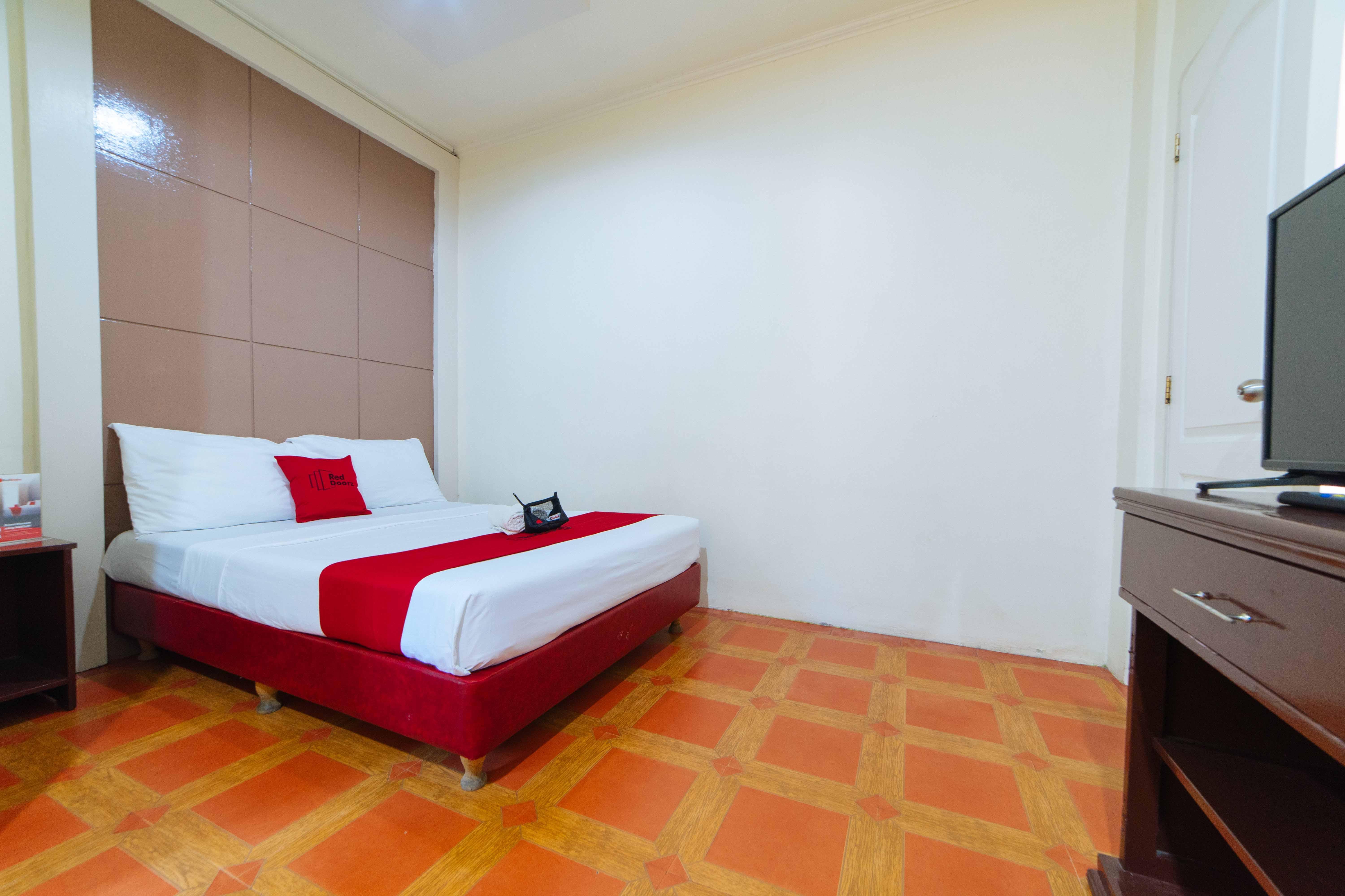Reddoorz Near Walking Street Angeles City Luaran gambar
