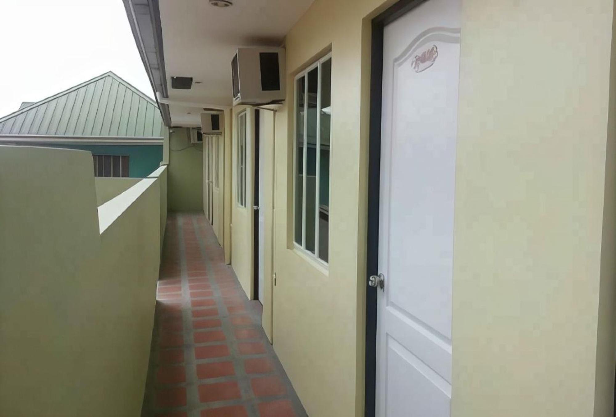 Reddoorz Near Walking Street Angeles City Luaran gambar